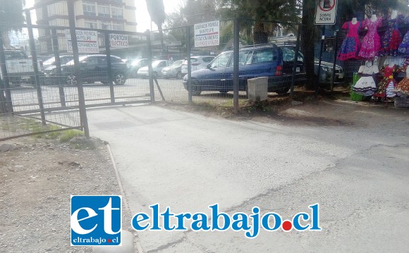 Acá le dijo el delincuente a su víctima que lo esperara.