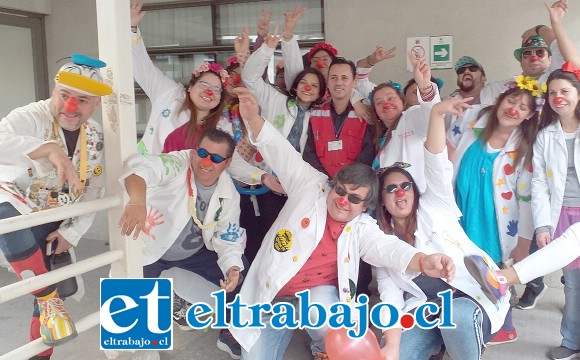 SIEMPRE DISPONIBLES.- No importa la edad, si estás enfermo o algún familiar tuyo lo está, ellos te alegrarán el día.