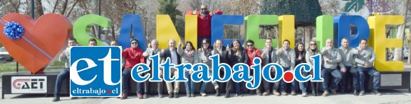 PUNTO DE ENCUENTRO.- Así lucen estas letras corpóreas ya instaladas en la Esquina Colorada (Chacabuco con Maipú), con una base de 50cm, letras de 1.5mt alto y 50 cm de fondo.