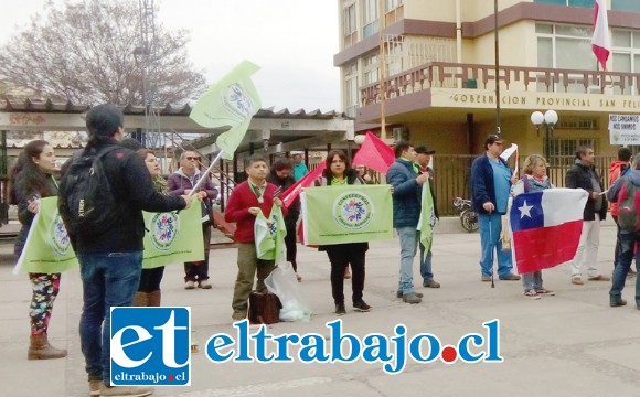 Acá los dirigentes de distintas organizaciones presentes durante el ‘Banderazo’.