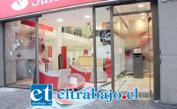 Este banco quedó con daños en su inmueble, como lo muestra esta gráfica.