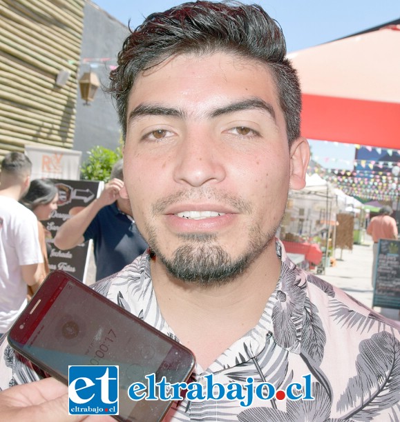 Víctor Gallegos, pastelero.