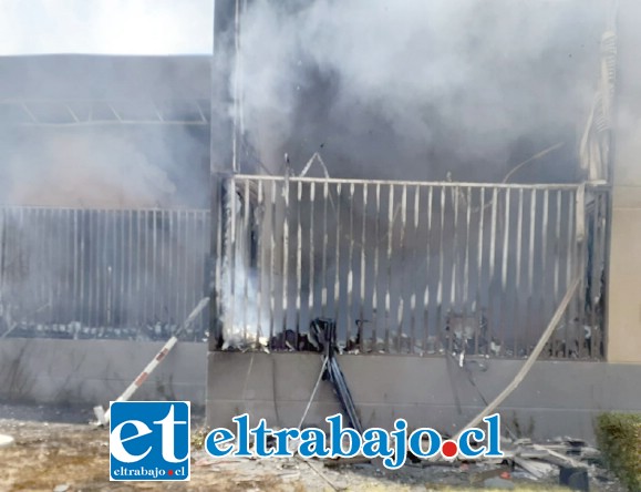 Las oficinas administrativas resultaron completamente dañadas.