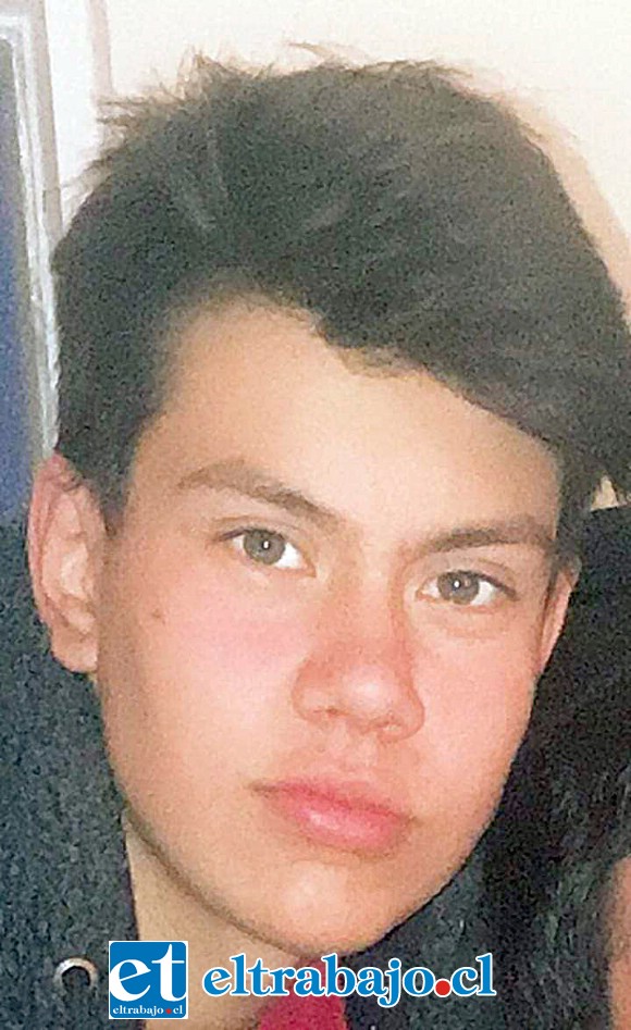 El adolescente falleció tras ser herido con un arma blanca aparentemente por otro menor de 14 años de edad.