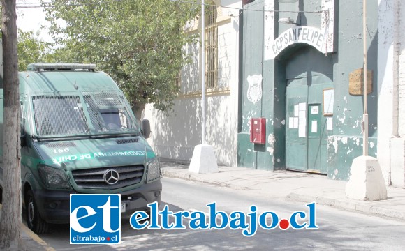 El delito fue denunciado por gendarmes del Centro de Cumplimiento Penitenciario de San Felipe la tarde de este martes.