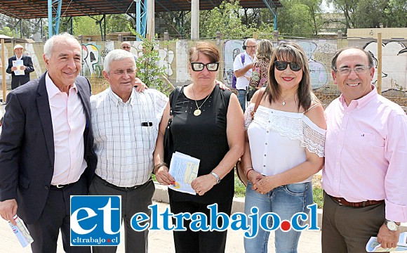Autoridades y vecinos celebran la apertura de esta importante vía, lo que permite el flujo vehicular.