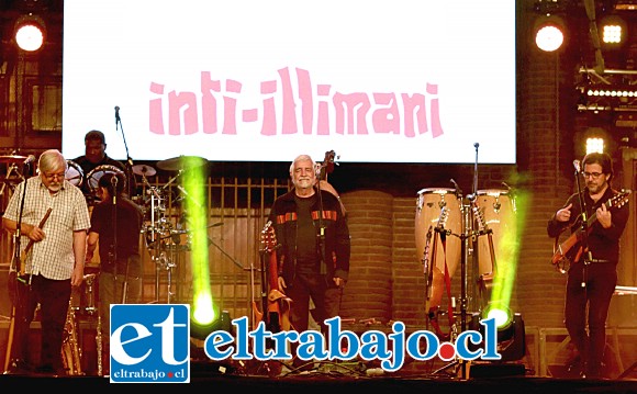 La memoria histórica de Inti Illimani emocionó a los presentes de la primera noche, ellos son músicos muy queridos en Chile.
