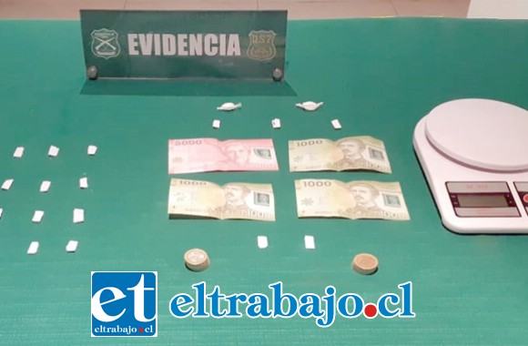 Personal de OS7 de Carabineros Aconcagua, incautó pasta base y clorhidrato de cocaína desde el domicilio de los imputados ubicado en Población Santa Brígida de San Felipe.