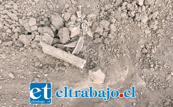 Parte de los fragmentos levantados en el sitio del suceso.