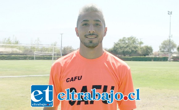 Matt Lagos es un volante netamente ofensivo que se destaca por su poder de gol.
