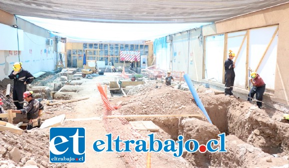 Los trabajos podrán continuar normalmente hasta que técnicos del Consejo de Monumentos Nacionales determinen de qué se trata el descubrimiento.