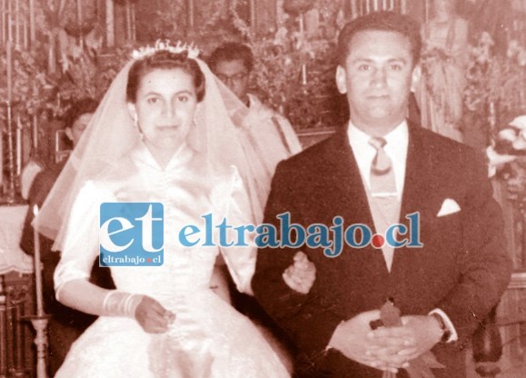 UNA GRAN BODA.- Así lucieron Sergio Caballero y su esposa Gladys Lolas el domingo 16 de septiembre de 1956 en la Iglesia Catedral de nuestra ciudad, cuando se casaron.