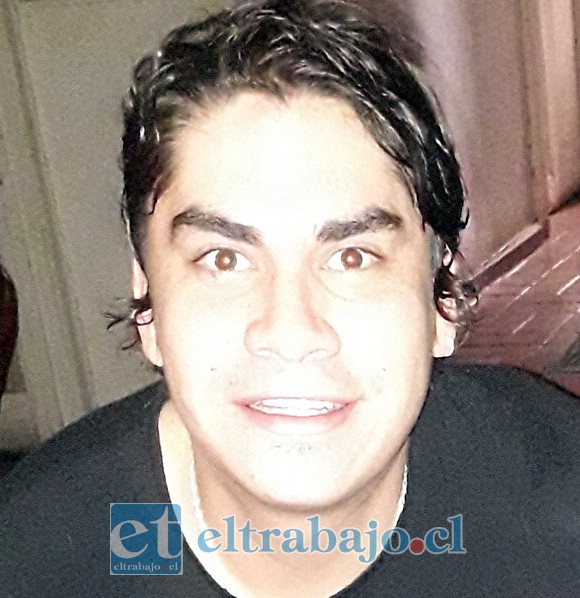 Víctor Carvajal, hijo de crianza de Sergio Caballero.