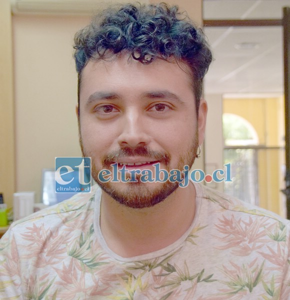 Guitarrista y cofundador de la banda, Christian Lazo Morales.