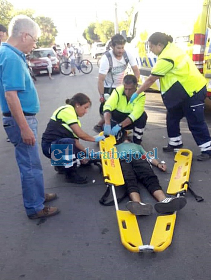 Y EL PROBLEMA SIGUE.- Este conductor al parecer, perdió una de sus manos en este accidente en Avenida Brasil.
