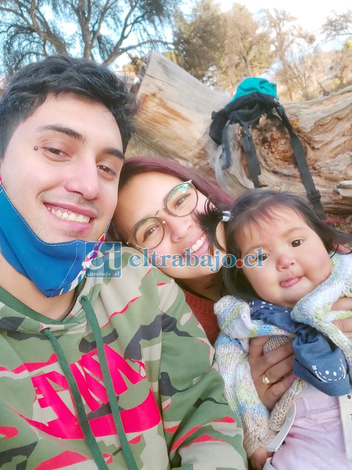 LUCATÓN POR LEÍTO.- Sus padres Carlos López Rocco y Camila Escobar están luchando con todo su corazón para que Leonor pueda recibir sus terapias y también recaudar fondos para que sus piernas y manos sean operadas cuanto antes.