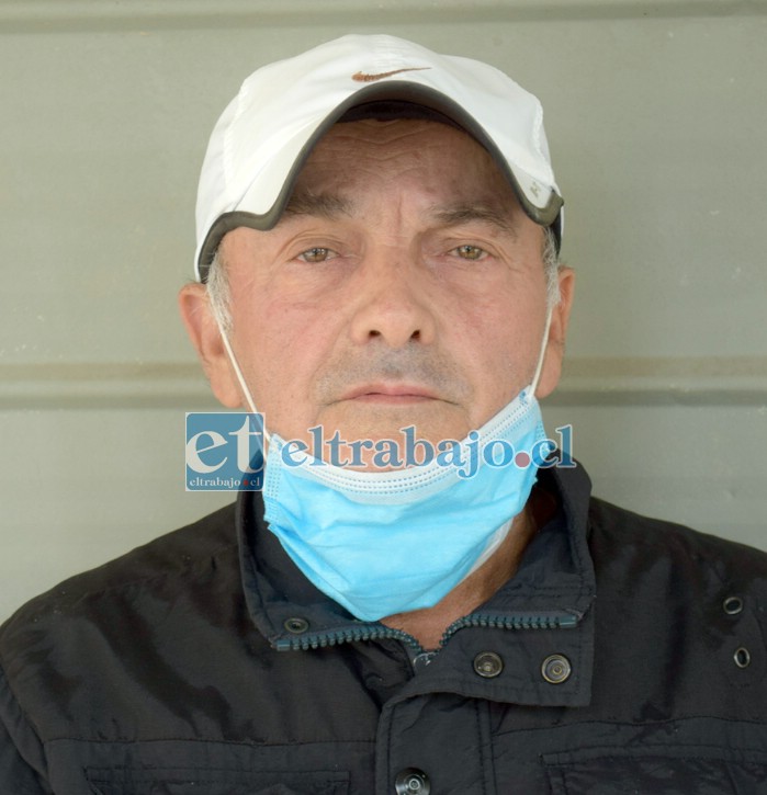 Gabriel Godoy Salinas, reclama por los ruidos que algunos talleres generan a altas horas de la noche.