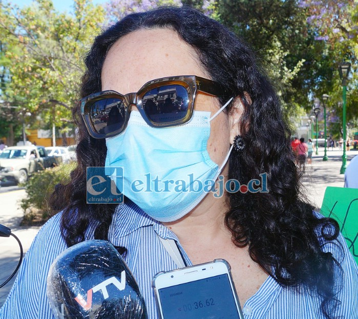 Paula Arriagada, una de las profesoras que sigue oponiéndose a lo que parece inevitable.