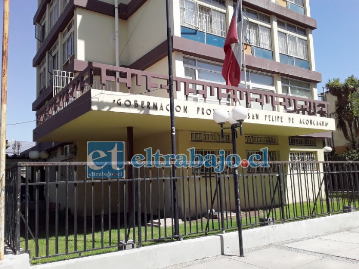 En este edificio gubernamental habría ocurrido la huida de la joven y detención del supuesto agresor.