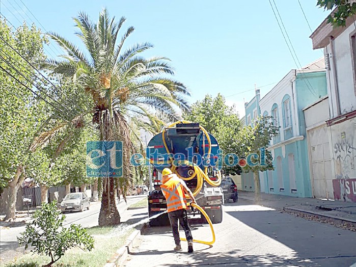 La mantención de las áreas verdes vuelve a estar en la polémica a raíz de una querella presentada por el municipio en contra del exadministrador municipal, debido al doble pago de una factura por casi 53 millones de pesos correspondiente al mes de marzo de 2020.