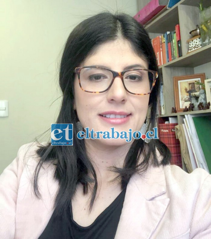 Bibiana Rendón Zapata, elabora su tesis sobre la Conservera Penztke.