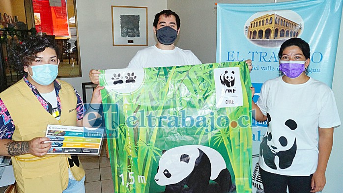 VISITA DE CAMPAÑA.- A nuestra Sala de Redacción llegaron estos activistas medioambientalistas de la WWF, todos ellos aconcagüinos y empeñados en alertar a nuestros lectores sobre el peligro que se viene.