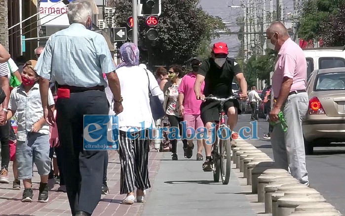 El municipio aclaró que solamente se retiraron las tachas por la gran cantidad de accidentes que han provocado, pero las ciclovías se mantendrán.