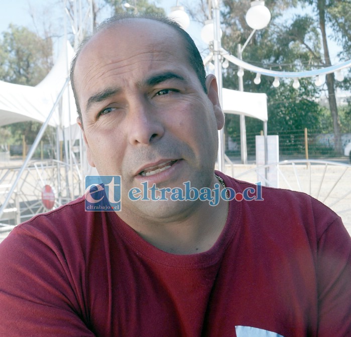 Administrador de este grupo circense, Leonardo Pino.