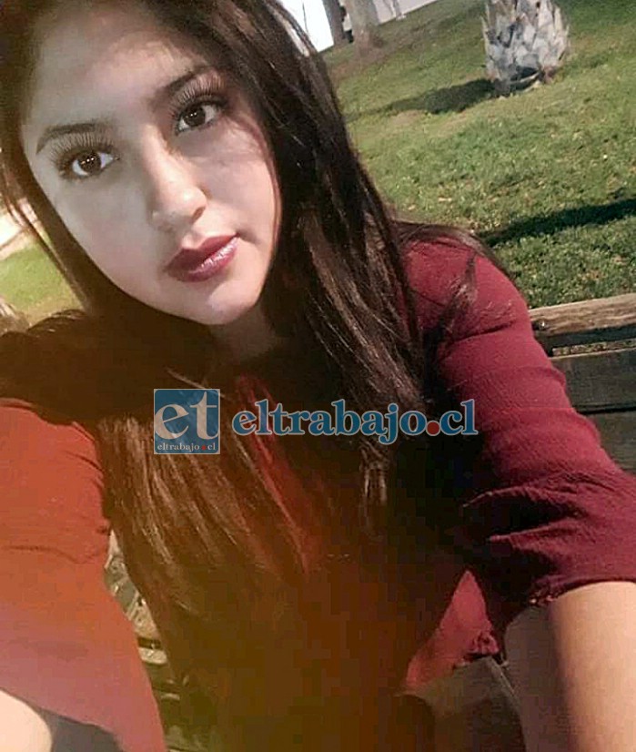 Valeria Ortiz Oyarzún, mujer de 22 años que fue encontrada muerta al interior de su domicilio.