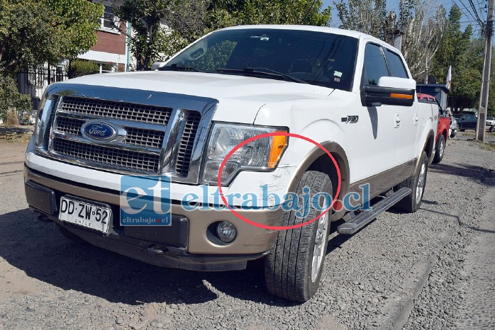 SIN DAÑOS MATERIALES.- Esta es la camioneta involucrada en este nuevo accidente en las calles de nuestra ciudad.